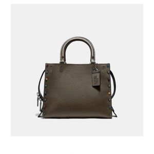 Gorgeous Versatile Coach Bag